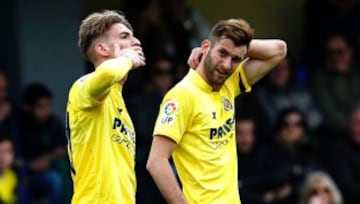 Villarreal home in on Real Madrid - images