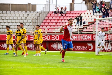 Arbeloa abre la puerta a Leiva