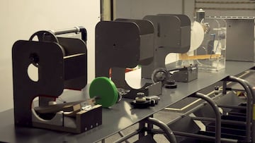 Cadena de montaje del OxyGEN, el respirador que fabricará Seat.