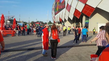 Así se vive la previa de Chile-Camerún en Moscú. 