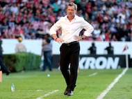 Atlas' Argentine head coach Diego Cocca walks at the touchline during the Liga MX Clausura tournament football match between Atlas and Mazatlan at Jalisco Stadium in Guadalajara, Mexico, on January 31, 2026. (Photo by Ulises Ruiz / AFP)