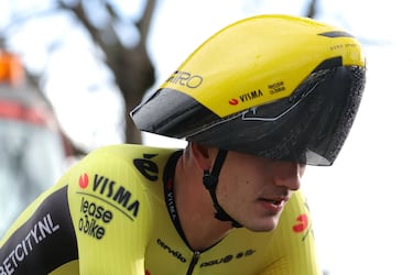 La UCI prohbe el casco de Evenepoel