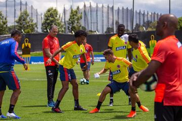 La Selección Colombia entrena en Bogotá pensando en el amistoso del domingo contra Perú.