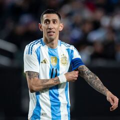 Di María ejerce de Messi