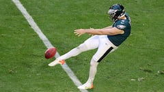 With the league having made changes to the rules as they pertain to fair catches, kickoffs and ball placement, it’s time to clarify exactly what it’s all about.