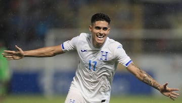 Reinaldo Rueda encontró en el banquillo la solución ante México, pues Luis Palma entró para marcar el doblete que le da la ventaja a Honduras.