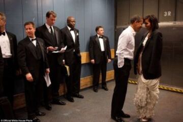 ? Official White House Photo by Pete Souza
https://www.flickr.com/photos/whitehouse/