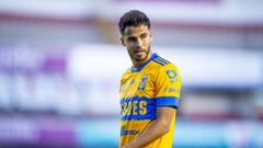 Diego Reyes durante un partido de Tigres