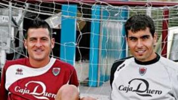 <b>PASADO AZULGRANA. </b>Juan Carlos Moreno y Dimas Delgado jugarán frente a su ex equipo el domingo en Los Pajaritos.