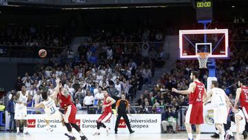 Printezis hace falta a Campazzo con el tiempo acabado.