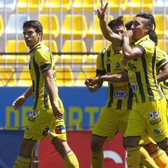 Everton derrota a Cobresal y se aleja de los últimos puestos