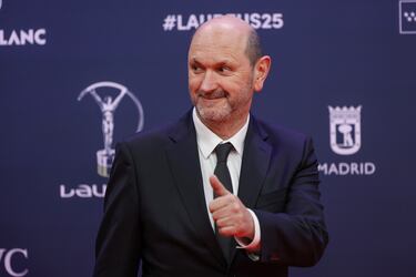  El presidente de la Federación Española de Fútbol, Rafael Louzán, posa a su llegada a la ceremonia de entrega de los Premios Laureus.