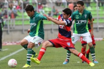 Santiago Wanderers venció a San Marcos en Valparaíso y alcanzó a la U