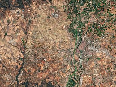 Sevilla, capital de la provincia homónima y de Andalucía.