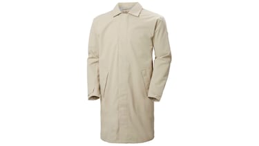 Protégete en el mar con la ropa especializada de Helly Hansen, ideal para la temporada de entretiempo