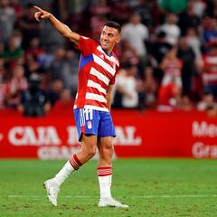 El guerrero Uzuni conquista Los Cármenes