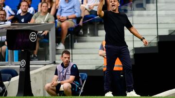 Girona's Spanish coach Michel reacts during the Spanish Liga football match between Real Sociedad and Girona FC at the Reale Arena stadium in San Sebastian on August 12, 2023. (Photo by ANDER GILLENEA / AFP)