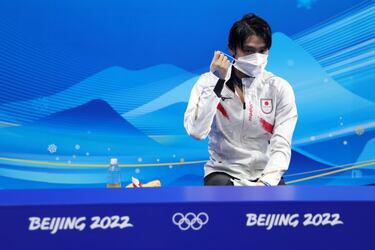 R¨¦cord mundial de Chen y Hanyu se queja de "un agujero"