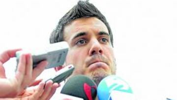 <b>RESIGNADO. </b>El lateral de la Real respeta el derecho de la Real.