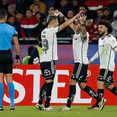 La emotiva escena de la figura de Colo Colo: “Ha sido difícil este año para mí”