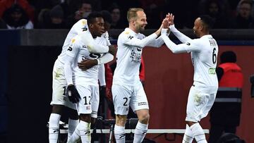 Los jugadores del Guingamp celebran la victoria