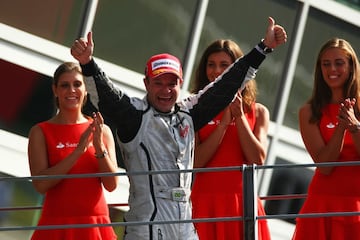 El eterno escudero de la Fórmula 1, lo fue durante media década de Schumacher en Ferrari y cuando tuvo otro coche campeón, en Brawn GP, siempre estuvo por detrás de Jenson Button. Alcanzó 68 podios, entre los que se cuentan once victorias. Suma 323 grandes premios, todavía es el piloto con más participaciones de la historia. 