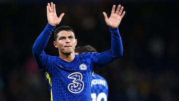 Thiago Silva signs contract extension with Chelsea