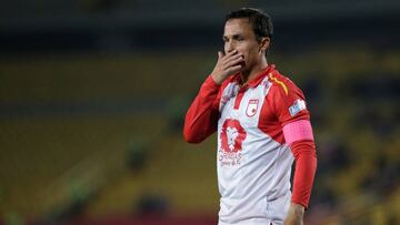 Luis Manuel Seijas durante un partido con Independiente Santa Fe en la Liga &Aacute;guila I-2019.