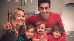 Álvaro Arbeloa con su mujer Carlota Ruiz y sus tres hijos.