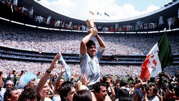 El mundo del futbol recuerda a Maradona en su 64° cumpleaños