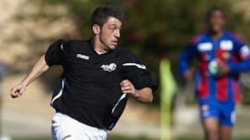 <b>COTIZADO. </b>Jonathan Valle, durante el partido ante el CSKA.