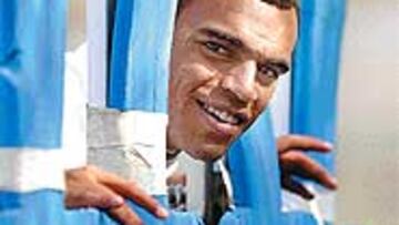 Daniel y Denilson disputarán un bonito duelo personal junto a la línea.