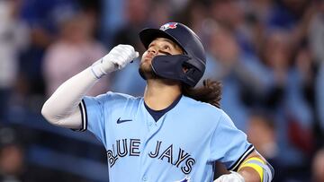 TORONTO, ON - APRIL 26: Bo Bichette #11 of the Toronto Blue Jays celebrates after hitting a solo home run in the seventh inning against the Chicago White Sox at Rogers Centre on April 26, 2023 in Toronto, Ontario, Canada.   Vaughn Ridley/Getty Images/AFP (Photo by Vaughn Ridley / GETTY IMAGES NORTH AMERICA / Getty Images via AFP)