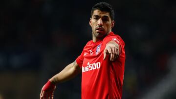 Luis Su&aacute;rez, durante un partido con el Atl&eacute;tico. 