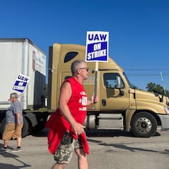 Everything you need to know about the UAW workers strike