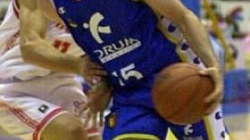 <b>RUMBO A VALENCIA. </B>Yebra, actualmente concentrado con la selección española, deja Valladolid para jugar en el Pamesa.