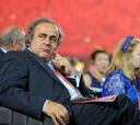 Platini dice que "restaurará" la imagen de FIFA si es presidente
