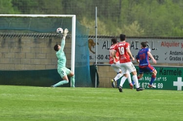 El Racing se encontró con la victoria en un partido para olvidar