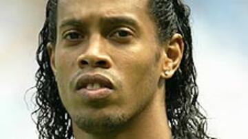 La Justicia francesa investiga el traspaso de Ronaldinho