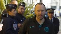 Barcelona arrive in Paris and train ahead of PSG match