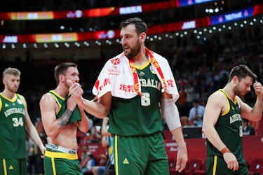 Bogut: “Iverson es una absoluta mierda de persona”