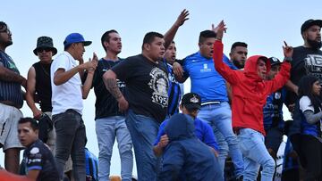 Los barristas rojiblancos buscaron a los de Gallos Blancos para detonar la violencia en las gradas del Estadio Alfonso Lastras.