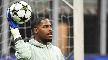 El portero del Milan Mike Maignan.