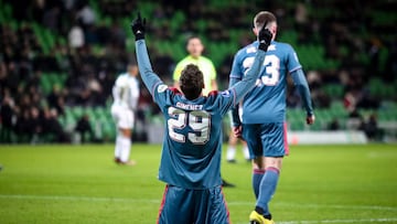 Santiago Giménez, dominando la Eredivisie con el Feyenoord