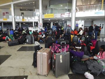 Los atletas que pasaron tres noches en el aeropuerto