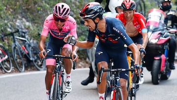 Egan Bernal y Daniel Mart&iacute;nez