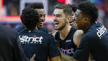 Abucheos a los Sixers y triple-doble de un gran Satoransky