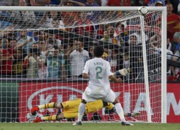 Eurocopa 2012. Partido Portugal-España. Semifinal. La Selección ganó a los portugueses en la tanda de penaltis. Iker Casillas paró uno de los lanzamientos desdde los 11 metros a Bruno Alves.