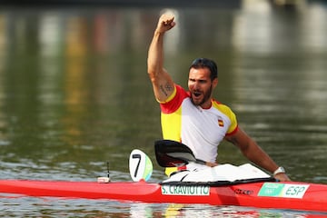 Doble campeón olímpico y tres veces del mundo, a sus 35 años iba a abanderar a España en Tokio 2020. También es policía: "Con los Juegos en pocos meses estaba liberado de servicio. Pero hace diez días le envié un mensaje al comisario principal de Gijón para comunicarle que contaran conmigo si no se celebraban, que puedo volver a la calle como uno más para arrimar el hombro".