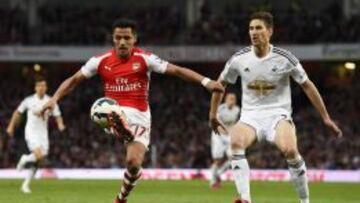 Un gol de Gomis aleja al Arsenal de la segunda plaza